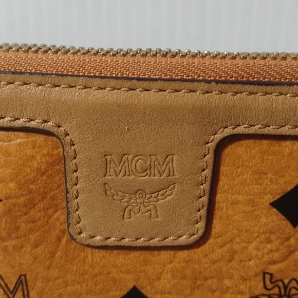 MCM Visetos Pouch/Shoulder Bag Vintage But Good Condition Overall - Picture 2 of 11